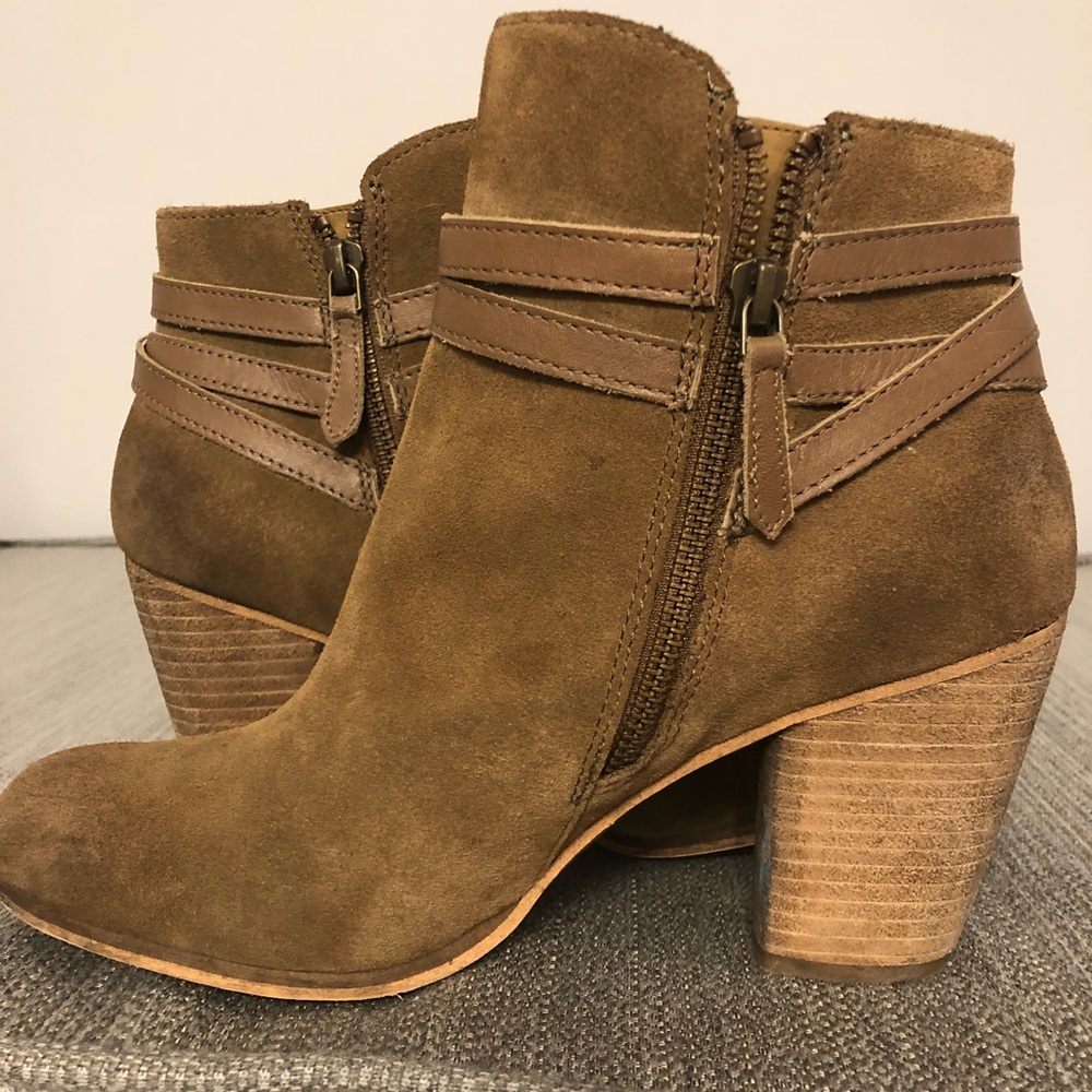Bp booties